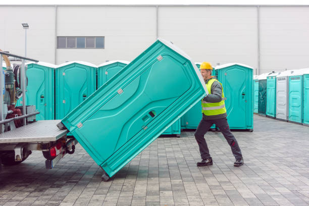 Best Porta potty delivery and setup  in Cle Elum, WA