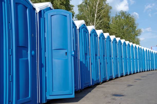 Best Portable restroom trailer rental  in Cle Elum, WA